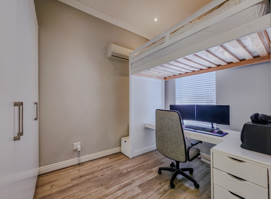 2 Bedroom Property for Sale in Nooitgedacht Village Western Cape